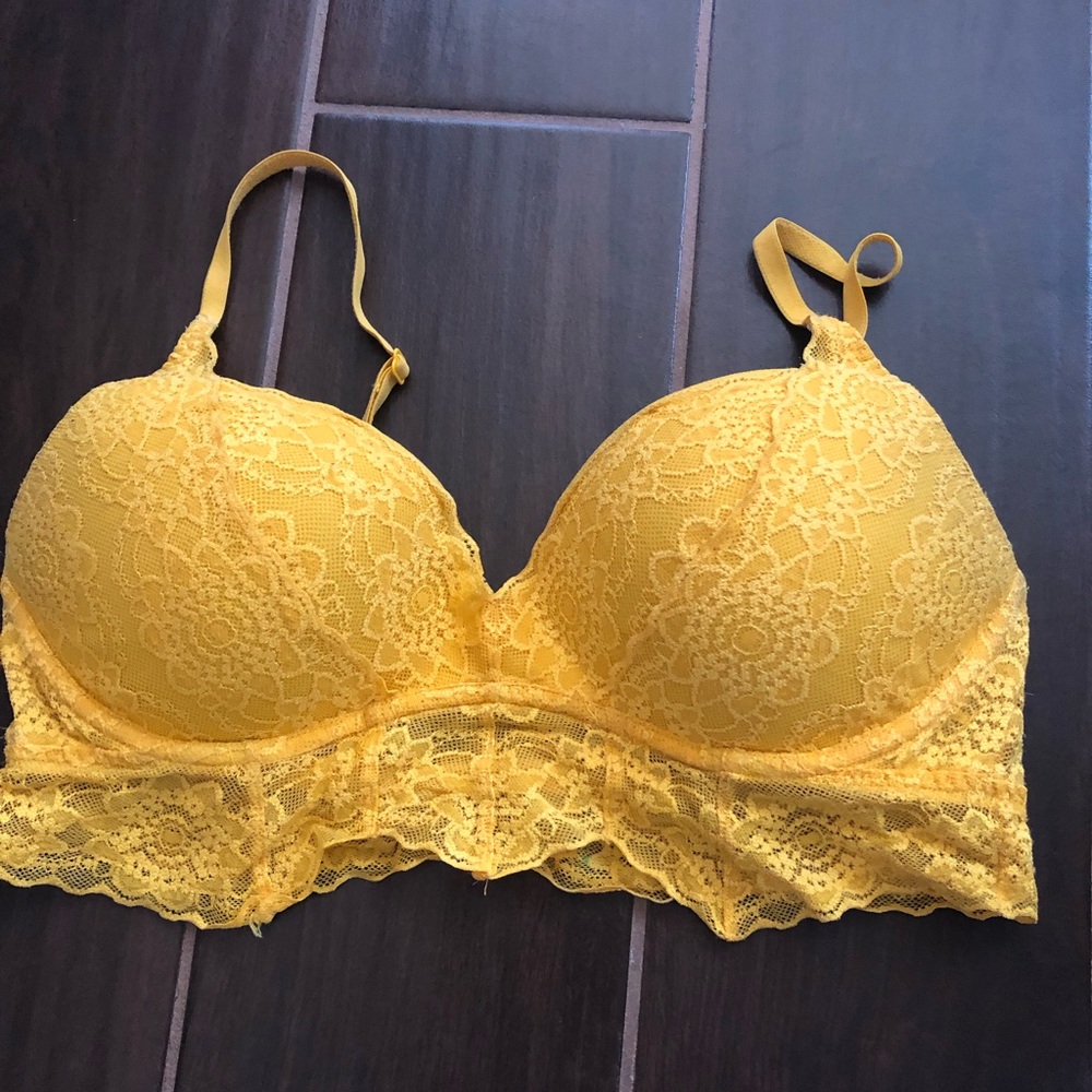 Victoria’s Secret push up bra top✨